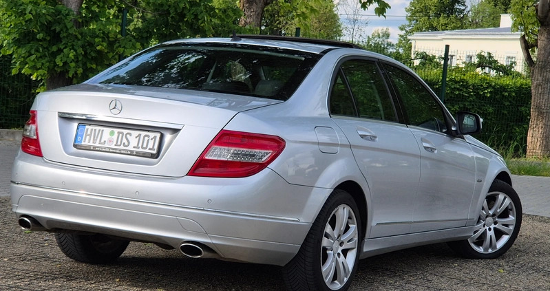 Mercedes-Benz Klasa C cena 32500 przebieg: 218000, rok produkcji 2009 z Dynów małe 742